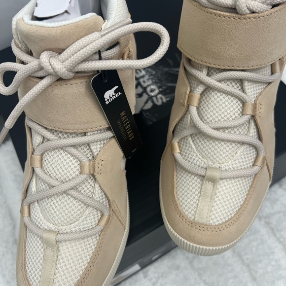 NEW Sorel Women's Out 'N About Sport Wedge Boot
Size 8.5 - Picture 4 of 8